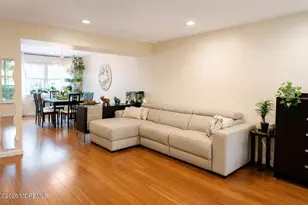 17 Wilson Ct, East Brunswick Township, NJ 08816 - Photo 4