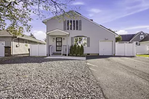 40 Osprey Dr, Toms River Township, NJ 08753 - Photo 1