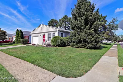 31 Buena Visa Drive, Toms River Township, NJ 08757 - Photo 2