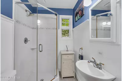 36 Foster Street, Red Bank, NJ 07701 - Photo 18