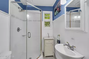 36 Foster St, Red Bank, NJ 07701 - Photo 18