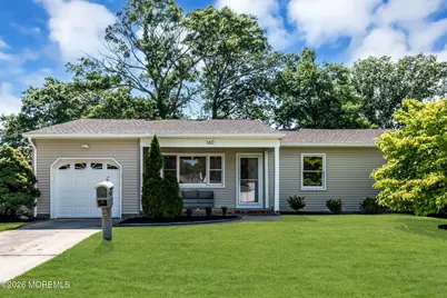 160 Berkeley Drive, Brick, NJ 08724 - Photo 2