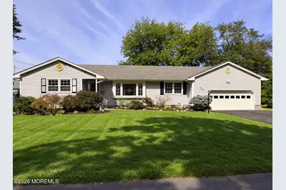538 Robinhood Rd, Brick, NJ 08724 - Photo 2