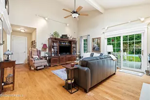 251 Hamiltonian Dr, Middletown, NJ 07701 - Photo 12