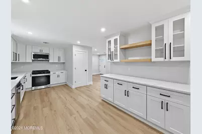 16 Charles Street, Howell Township, NJ 07731 - Photo 2