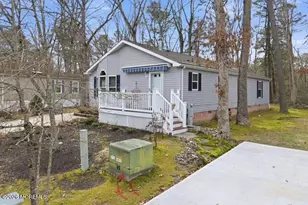 35 Goldenrod Pl, Jackson, NJ 08527 - Photo 2