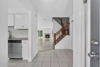 496 Cottonwood Court, Howell Township, NJ 07731 - Photo 4