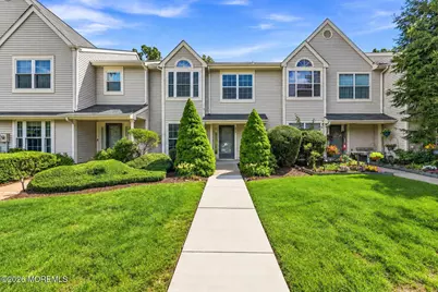 496 Cottonwood Court, Howell Township, NJ 07731 - Photo 2