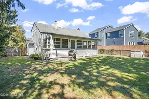 2 Hill St, Hazlet Township, NJ 07730 - Photo 16