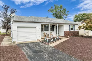 62 Westbrook Dr, Toms River Township, NJ 08757 - Photo 2