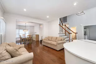 8 Alyssa Ln, Manalapan Township, NJ 07726 - Photo 16