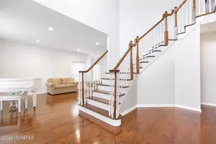 8 Alyssa Ln, Manalapan Township, NJ 07726 - Photo 4
