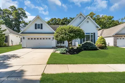 13 Northshire Court, Freehold, NJ 07728 - Photo 8