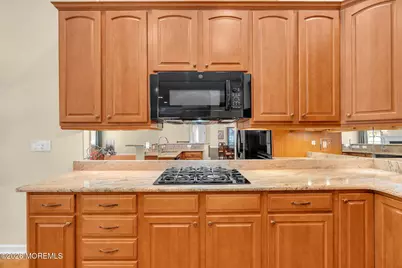 13 Northshire Court, Freehold, NJ 07728 - Photo 28