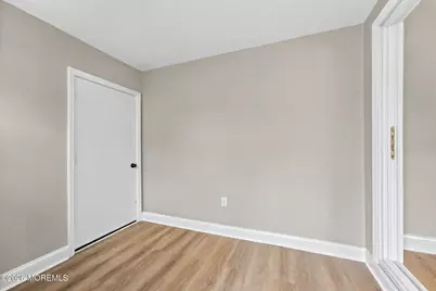 61C Piazza Vittoria, Freehold, NJ 07728 - Photo 24