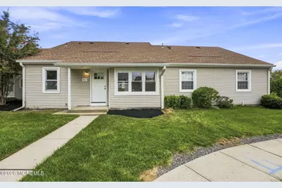 61C Piazza Vittoria, Freehold, NJ 07728 - Photo 1