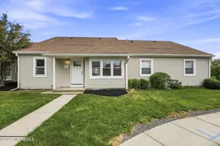 61 C Piazza Vittoria, Freehold, NJ 07728 - Photo 1