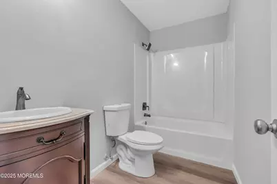 213 Main Street #17, Keansburg, NJ 07734 - Photo 10