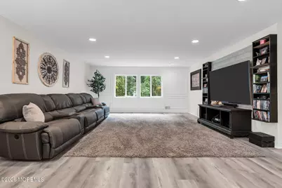 46 Shephard Drive, Middletown, NJ 07748 - Photo 18