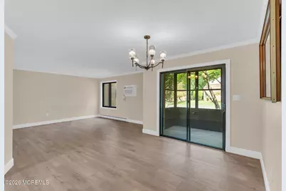 39 Meadow Green Circle #D, Manalapan Township, NJ 07726 - Photo 10