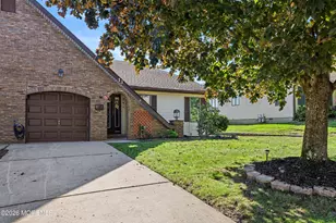 13 Elm Rd, Manahawkin, NJ 08050 - Photo 2
