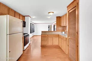 215 E Bay Ave, Manahawkin, NJ 08050 - Photo 24