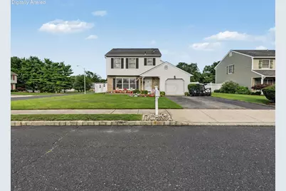 30 Albatross Drive, Howell Township, NJ 07731 - Photo 2