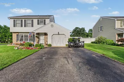 30 Albatross Drive, Howell Township, NJ 07731 - Photo 4