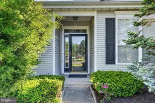 7 Allister Ln, Columbus, NJ 08022 - Photo 2