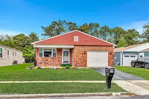 14 Santiago Dr W, Toms River Township, NJ 08757 - Photo 4
