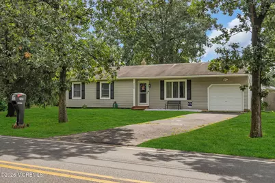 700 Commonwealth Boulevard, Toms River Township, NJ 08757 - Photo 4