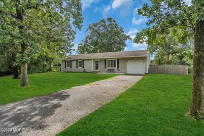 700 Commonwealth Boulevard, Toms River Township, NJ 08757 - Photo 6