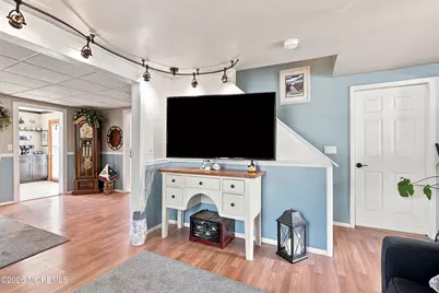 705 Asbury Avenue, Ocean Gate, NJ 08740 - Photo 10
