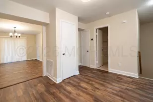 1405 Silver Ct, Hamilton Square, NJ 08690 - Photo 10