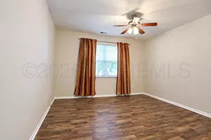 1405 Silver Ct, Hamilton Square, NJ 08690 - Photo 12