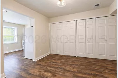 1405 Silver Court, Hamilton Square, NJ 08690 - Photo 6