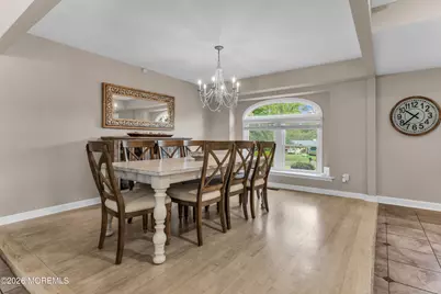 64 Livingston Lane, Manalapan Township, NJ 07726 - Photo 8