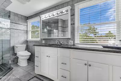 64 Livingston Lane, Manalapan Township, NJ 07726 - Photo 26