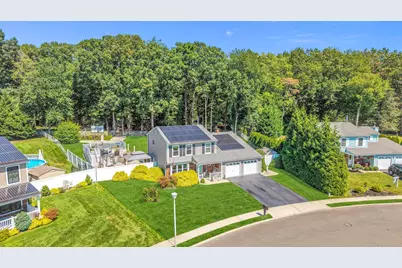 12 Yellowstone Lane, Howell Township, NJ 07731 - Photo 2