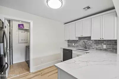 38 Des Moines Court, Tinton Falls, NJ 07712 - Photo 16
