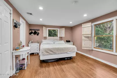 6 Volt Place, Middletown, NJ 07748 - Photo 20