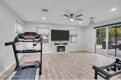 6 Volt Place, Middletown, NJ 07748 - Photo 8