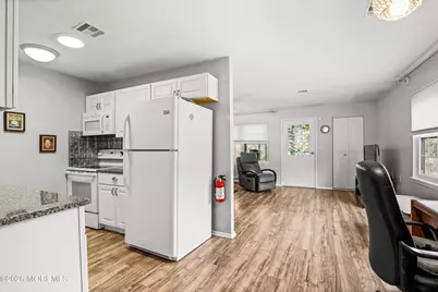 1019 A Aberdeen Drive, Lakewood, NJ 08701 - Photo 8