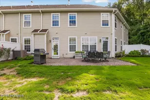 170 Shinnecock Dr, Manalapan Township, NJ 07726 - Photo 32