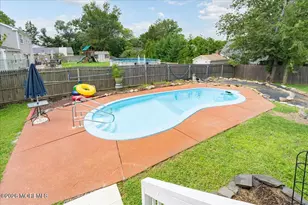 163 Lloyd Rd, Aberdeen Township, NJ 07747 - Photo 28
