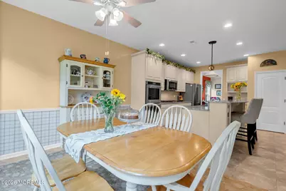 19 W Rossini Court, Farmingdale, NJ 07727 - Photo 18