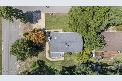 300 Beechmont Street, Toms River Township, NJ 08757 - Photo 32