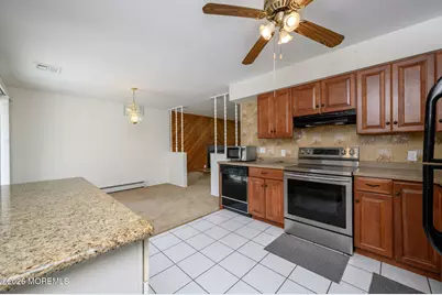 300 Beechmont Street, Toms River Township, NJ 08757 - Photo 12