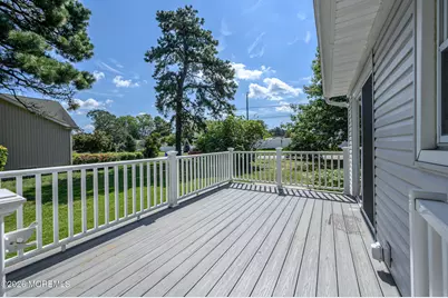 300 Beechmont Street, Toms River Township, NJ 08757 - Photo 24