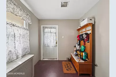 733 Schuyler Avenue, Lyndhurst Township, NJ 07071 - Photo 34